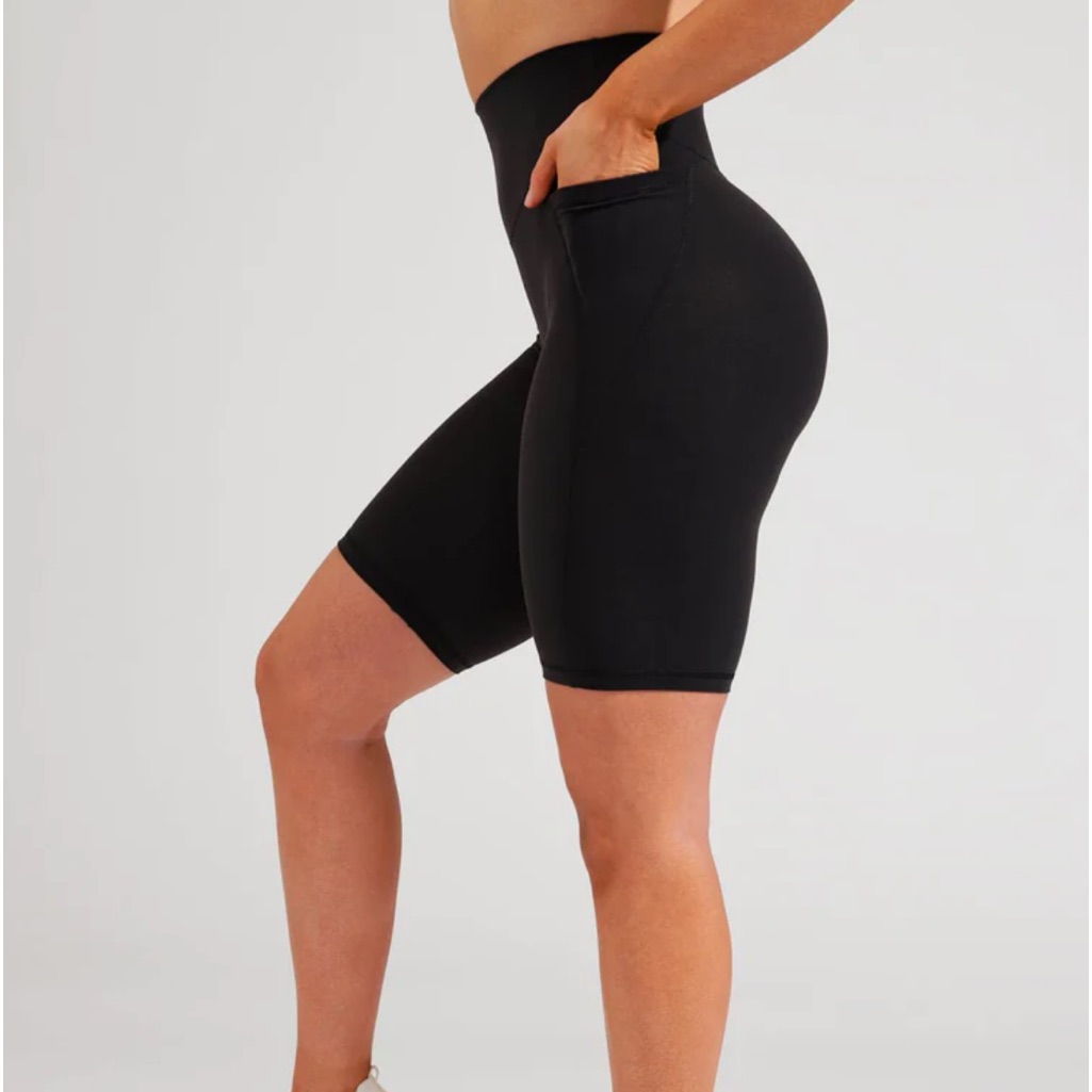 Xxs | Buffbunny Rosa Pocket Short In Onyx